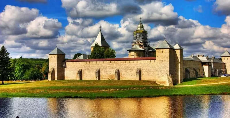 ¿Qué puedes visitar en unas vacaciones en Bucovina?