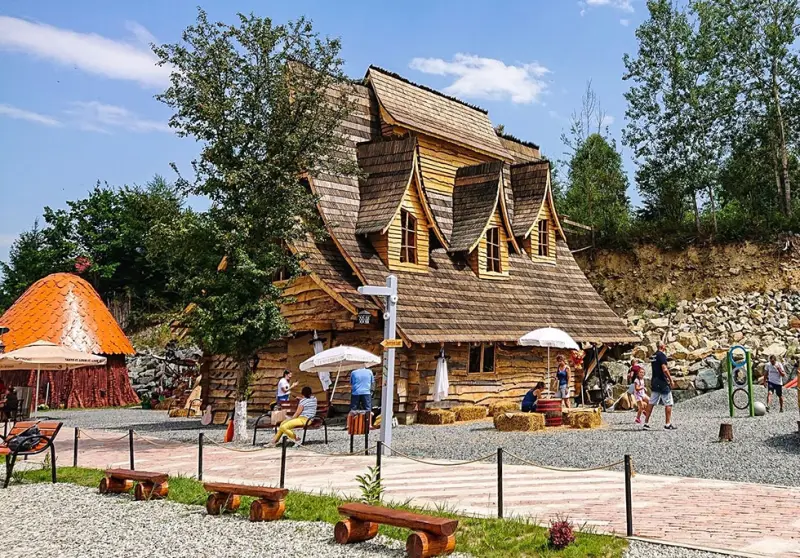 Descubre un mundo de cuentos en Povestea Calendarului, Sibiu
