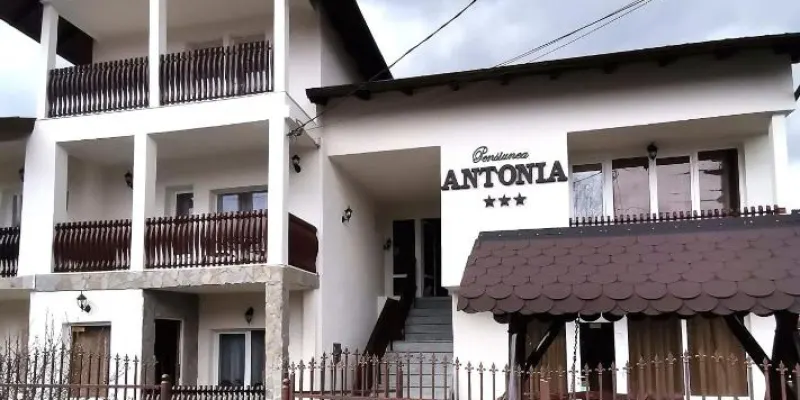 Antonia, foto 2 de 83