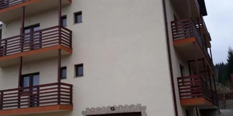 Casa Tomis, foto 2 de 10