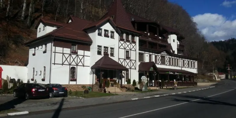 Conac Bavaria, foto 1 de 89
