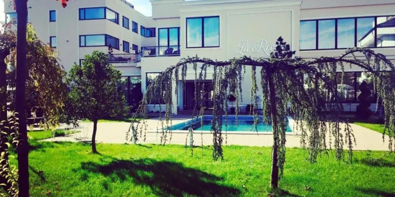 La Rocca Boutique, foto 2 de 71